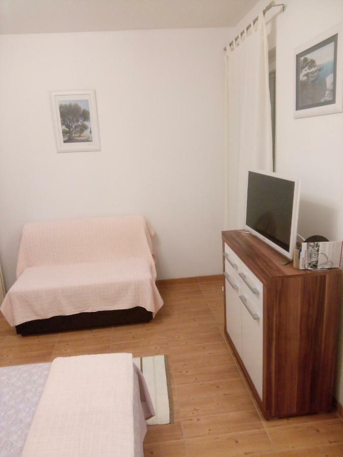Apartmani Lomar สตารีกราด ภายนอก รูปภาพ